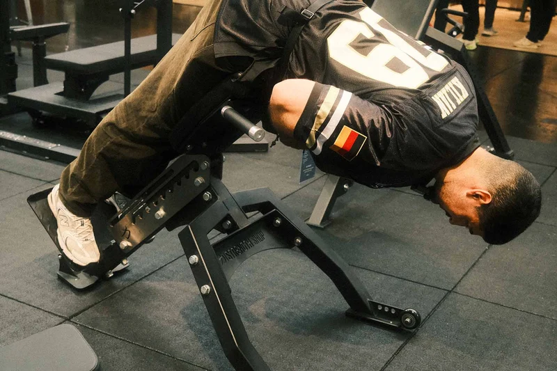 Pro Hyperextension “Bulldog” – Commercial Back Extension Machine