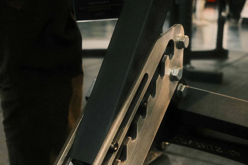 Pro Hyperextension “Bulldog” – Commercial Back Extension Machine