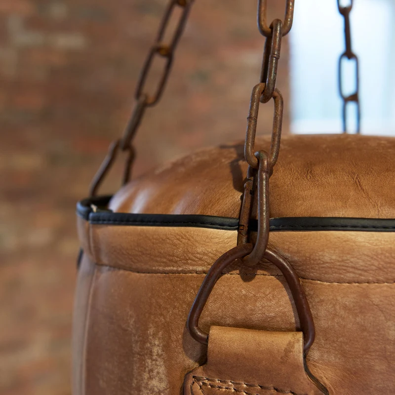 Boxsack aus echtem Rindsleder | ca. 30 kg, inkl. Kette + Karabiner