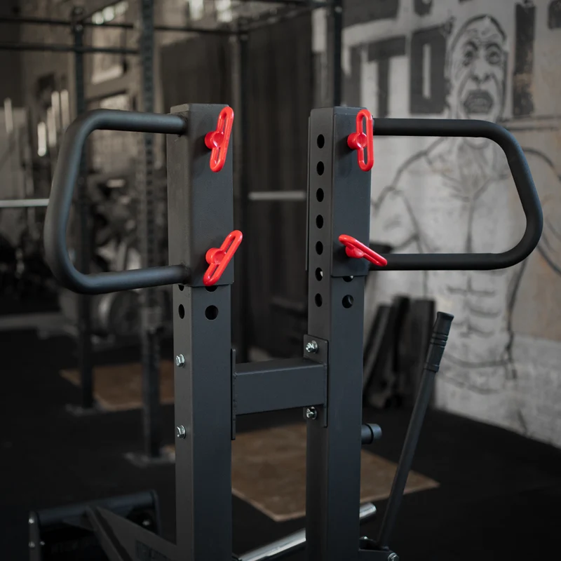 Riot Belt Squat Machine incl. Belt & Carabiner