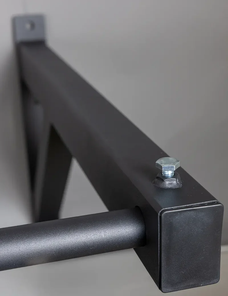Wand Pull Up System