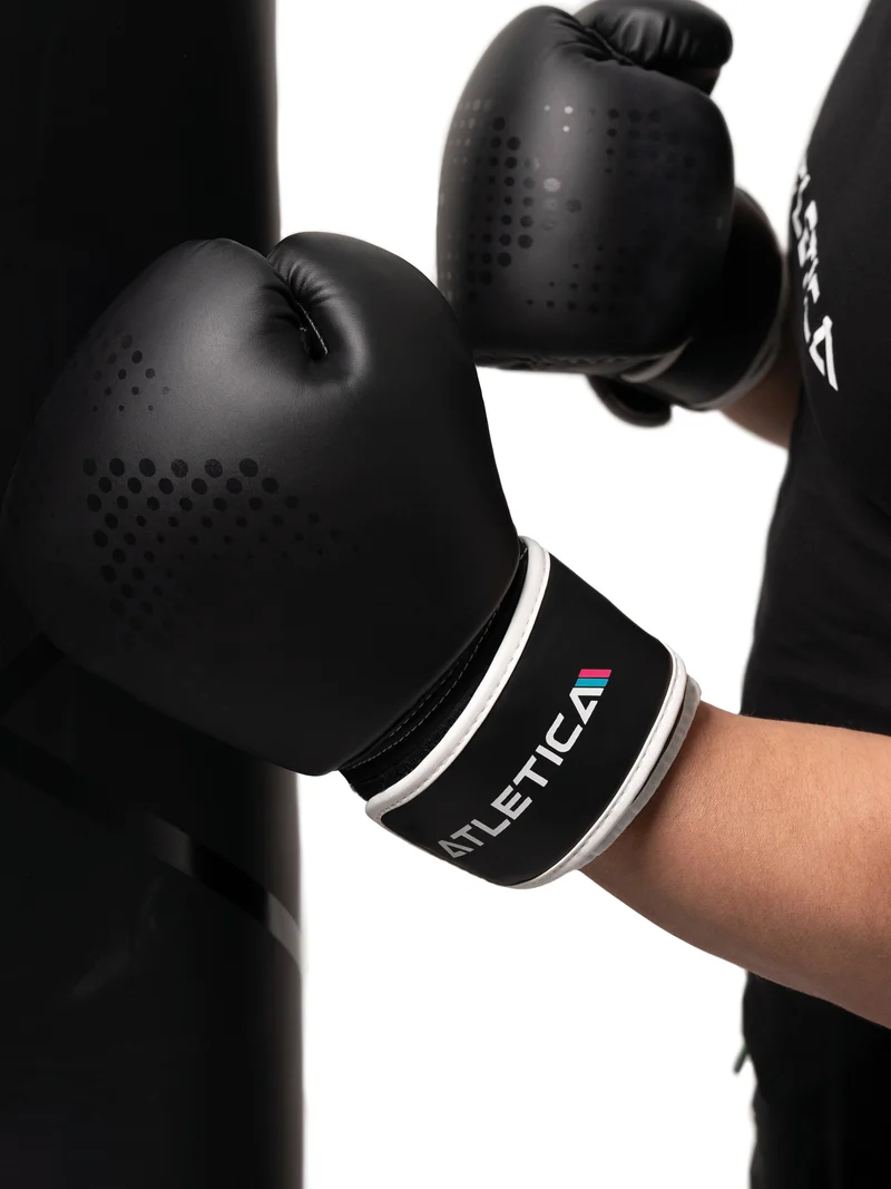 Boxsack mit Kette | BBX SET | Wandhalterung | Bandagen | J1 Speed Rope