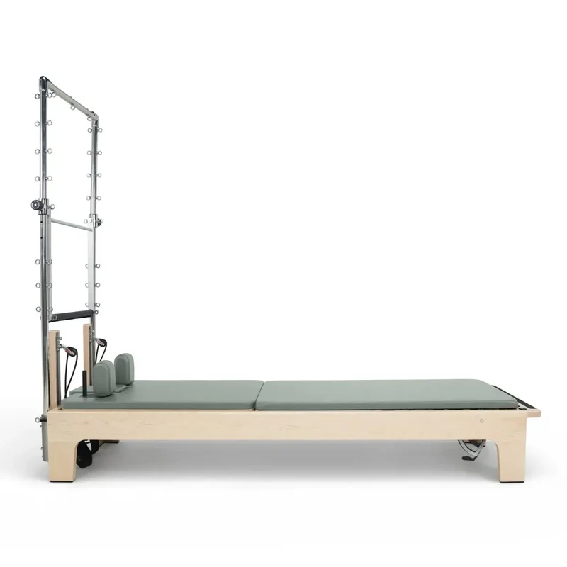 Elina Pilates Club Reformer mit Tower