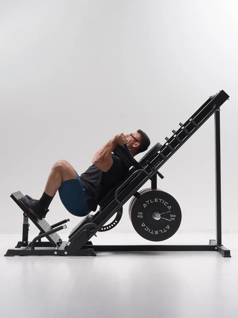 2-in-1 Beinpresse & Hack Squat