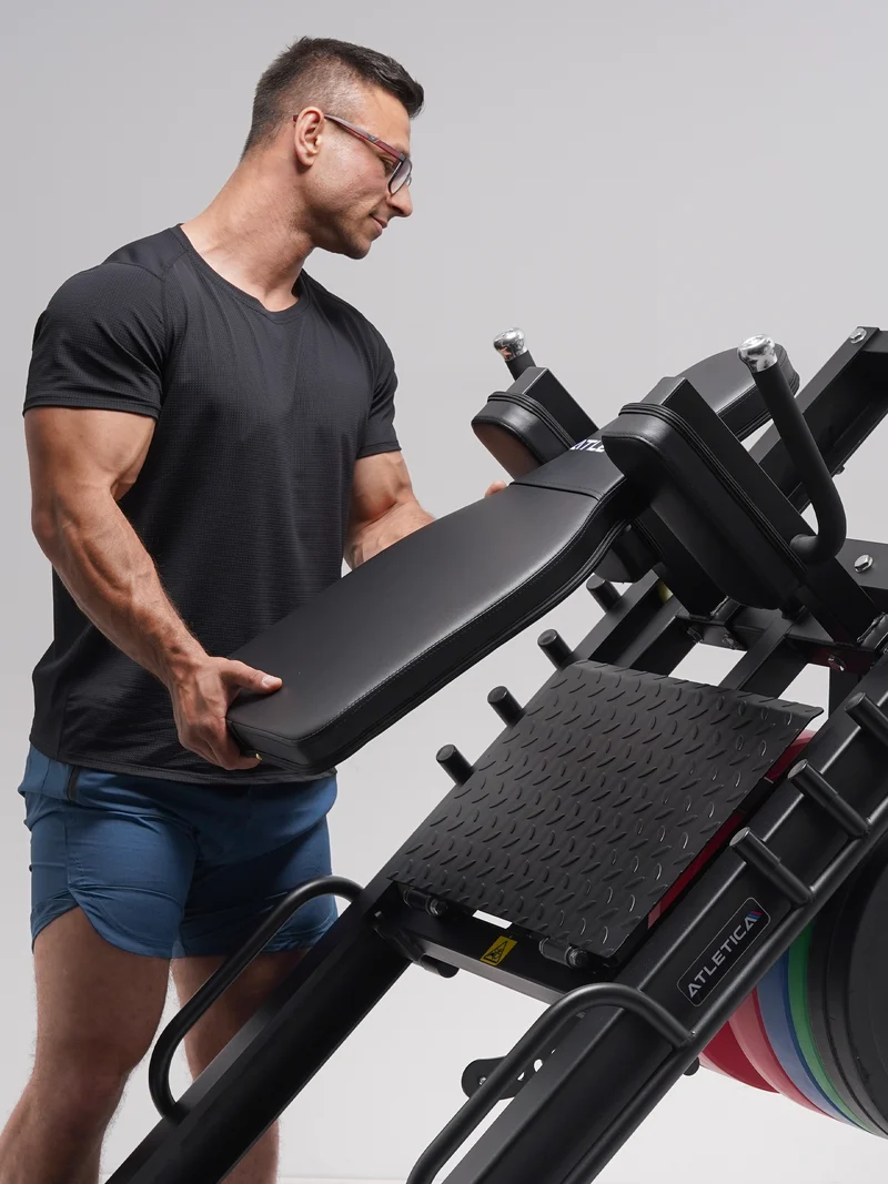 2-in-1 Beinpresse & Hack Squat