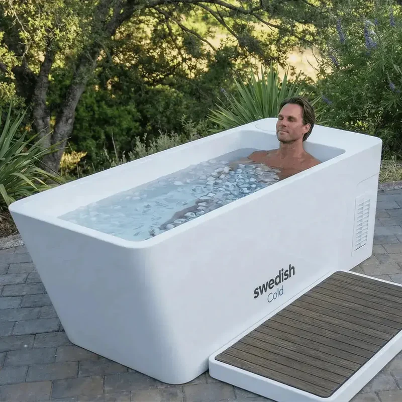 Swedish Cold Cold Plunge – Eisbad für Regeneration, Leistung & Wohlbefinden