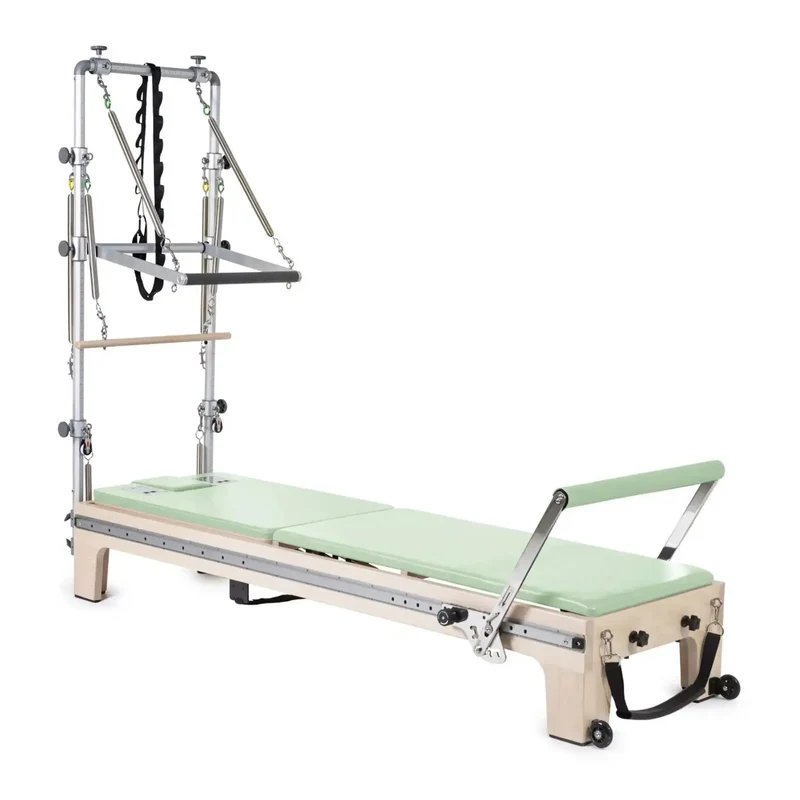 Elina Pilates Master Instructor Reformer mit Tower