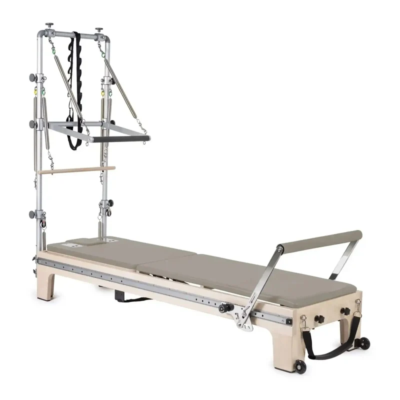 Elina Pilates Master Instructor Reformer mit Tower