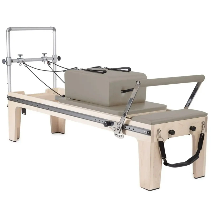 Elina Master Instructor Physio Reformer – Therapeutisches Pilates