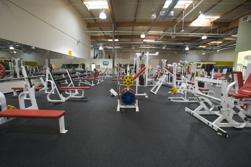 Interlocking Gym Tiles – High-Impact Rubber Flooring, 45" x 45" x 1/2", USA Made