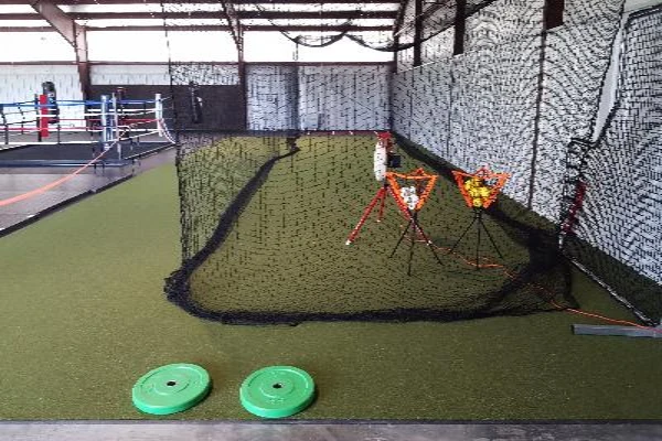 Artificial Turf Rolls Fit 40 Performance Turf, 5mm Foam Backing, 3/4-Inch Pile
