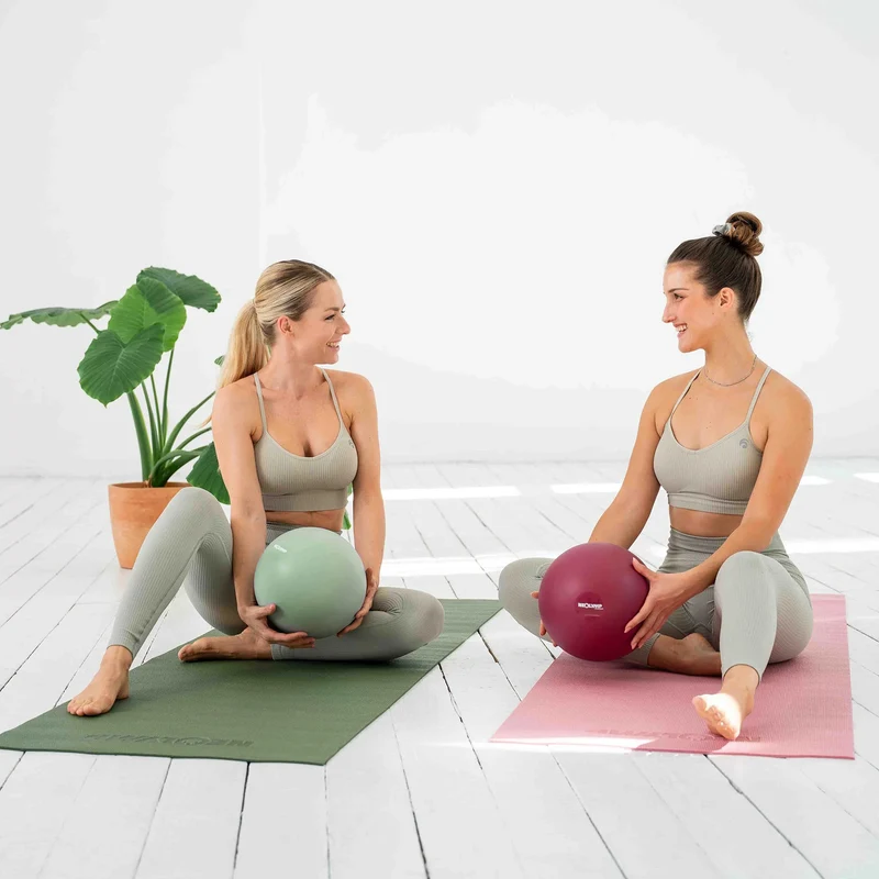 Pilatesball 20 cm - aus Silikon, inkl. Ballpumpe