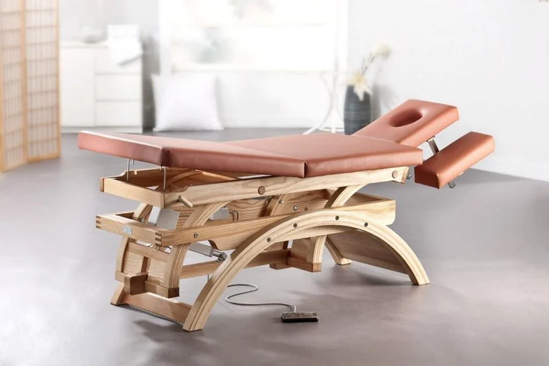 Massagetisch Sir Henry mit Gestell aus Holz (Esche)
