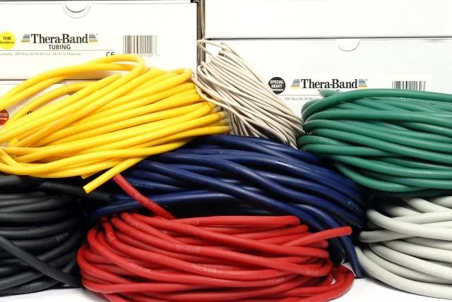 Theraband Tubing 30,5 m Original in sieben Stärken