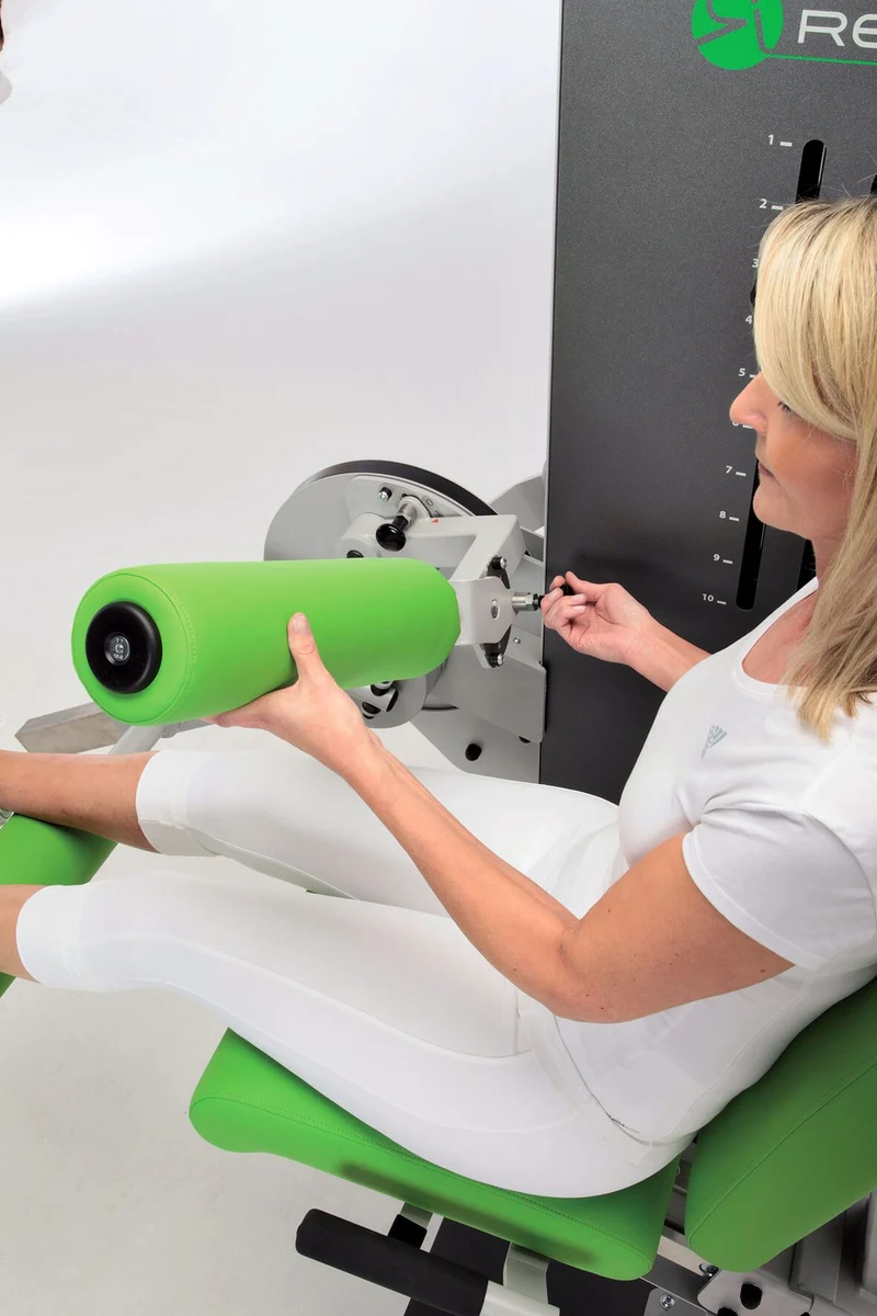 Beinbeuger und Strecker Maschine Reha-Line 2.0 für Beine