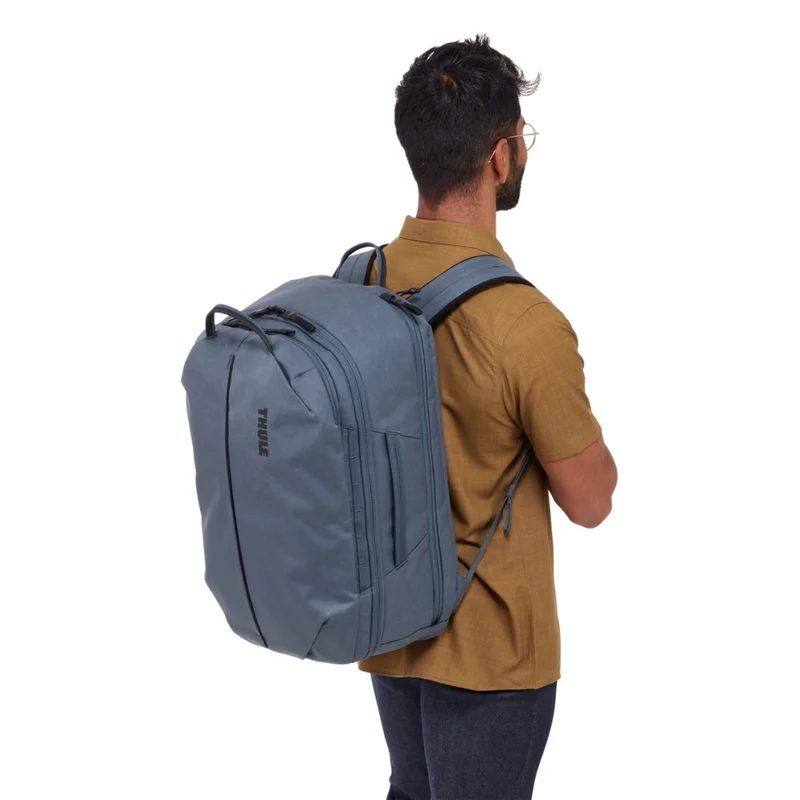 Thule Mochila para Laptop 15.6" Aion, 40 Litros