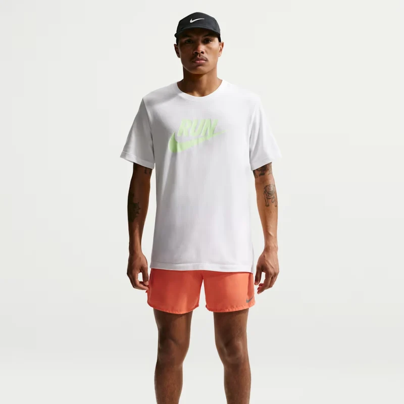 Nike Camiseta Deportiva Dri-FIT Run Swoosh Blanco, para Hombre