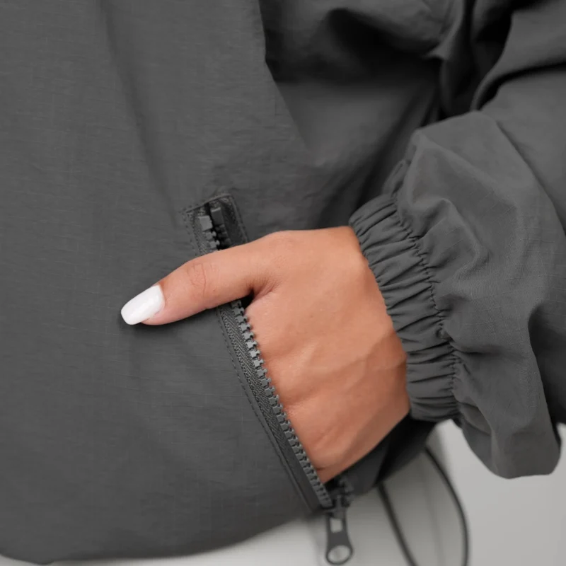 TNG Jacket Water Resistant Gris, para Mujer