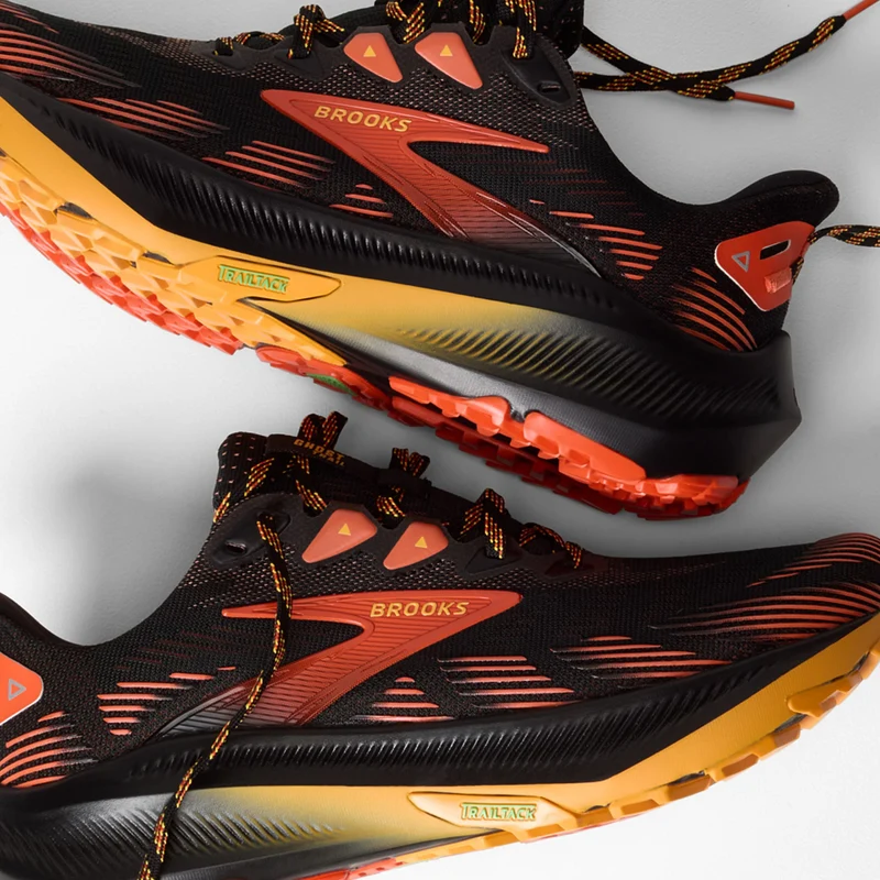 Brooks Ghost Trail, Laufschuh, Herren, Black/Red/Orange