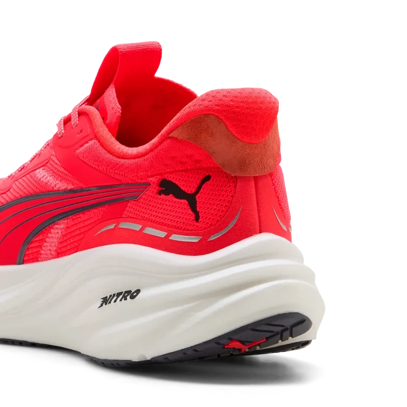 Puma Magnify NITRO 3, Laufschuhe, Herren, Ultra Red/Inky Depths