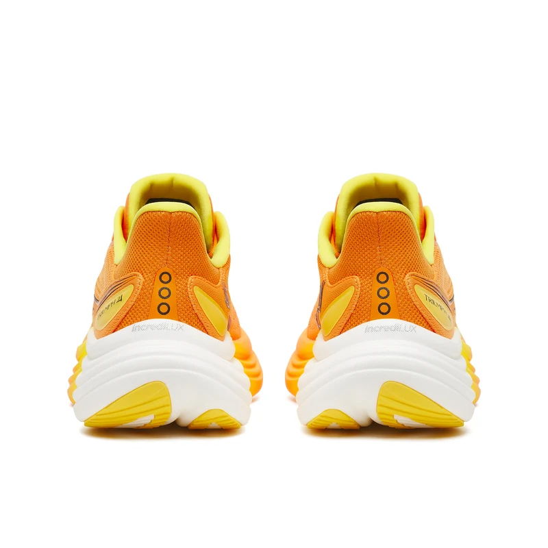 Saucony Triumph 24, Laufschuhe, Herren, Fuego