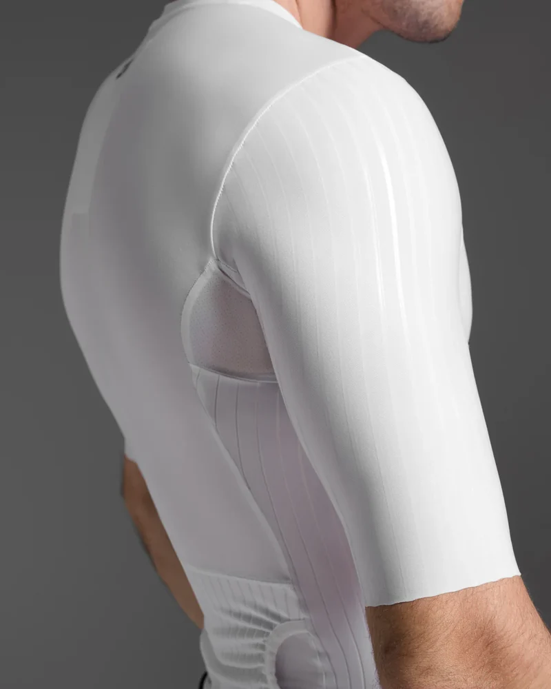 2XU Light Speed React Sleeved Trisuit, Herren, Black/White