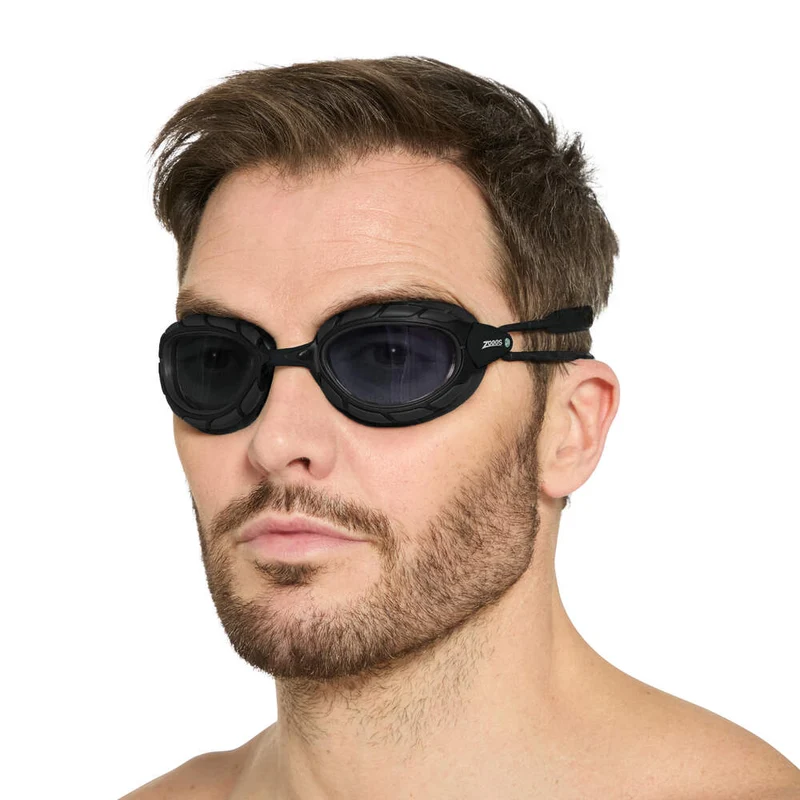 Zoggs Predator, Schwimmbrille, Black/Black/Tint Smoke