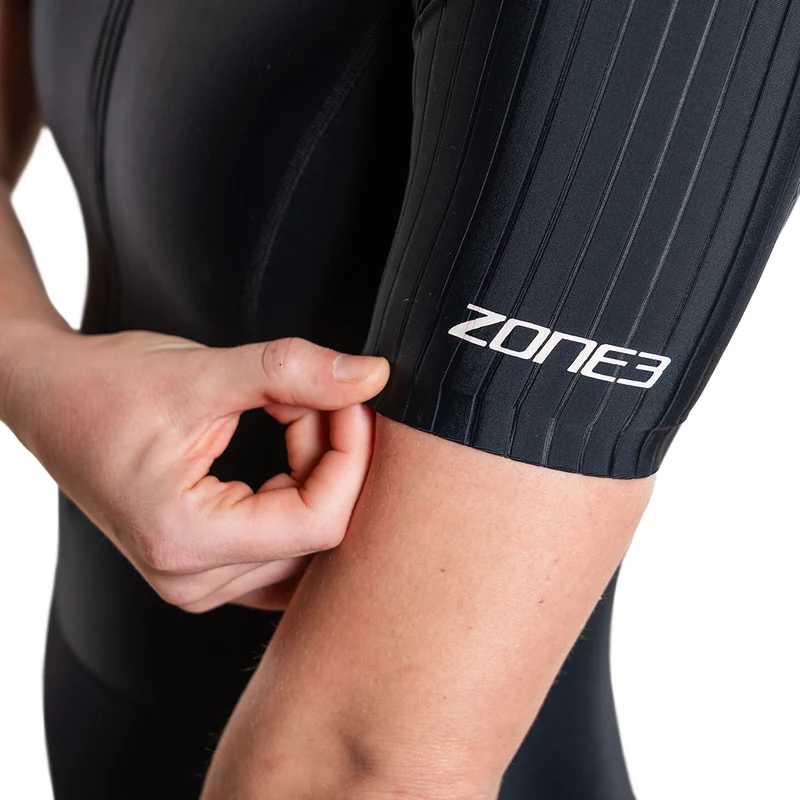 Zone3 Activate Plus Short Sleeve Trisuit, Damen, Black