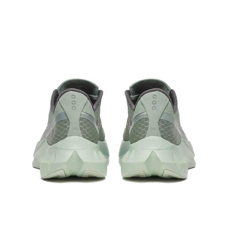 Saucony Endorphin Pro 4, Laufschuh, Herren, Iceberg/Carbon