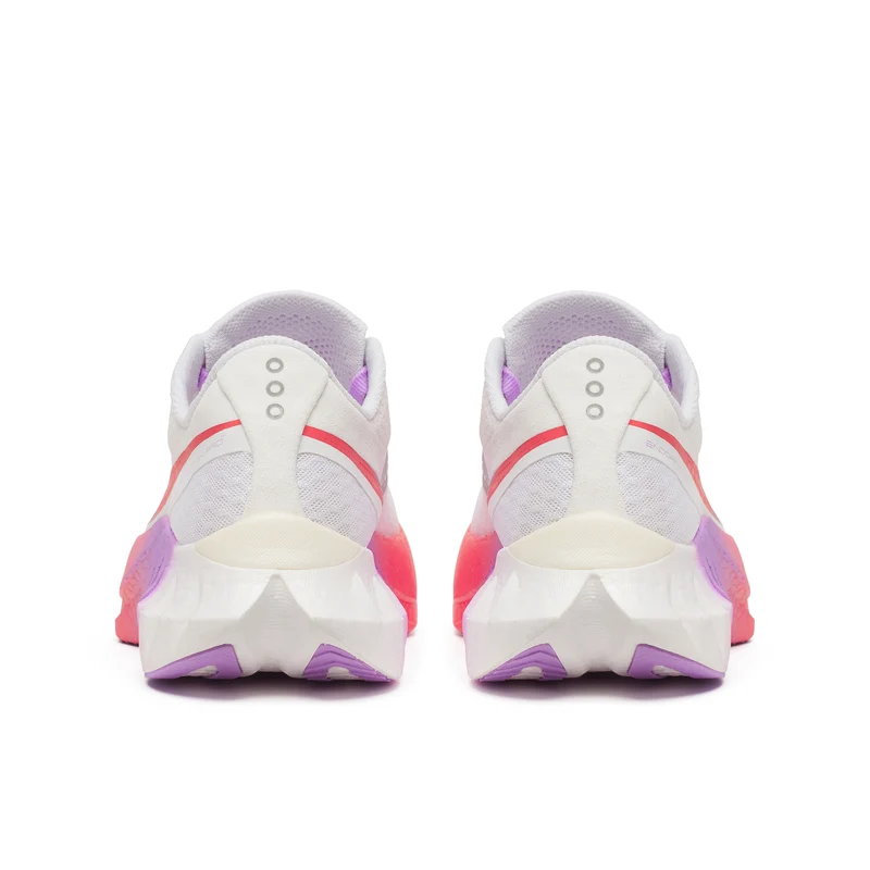 Saucony Endorphin Pro 4, Laufschuh, Damen, White/Crocus