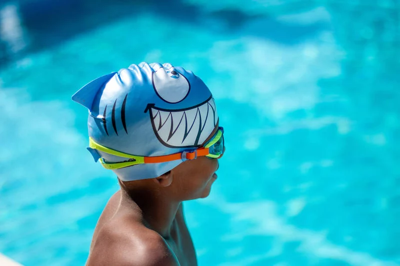 Zoggs Junior Silicone Character Cap, Badekappe, diverse Motive