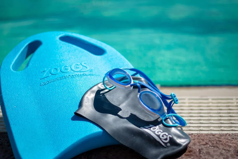 Zoggs Fusion Air, getönte Gläser, Blue/White/Tint Blue Lens